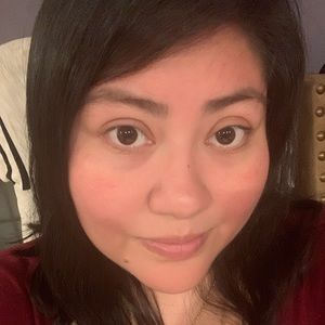 Meet your Posher, Isabel